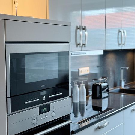 90M2 I Central I Netflix I Wifi I Free Parking I Lia Apartments Ганновер Экстерьер фото