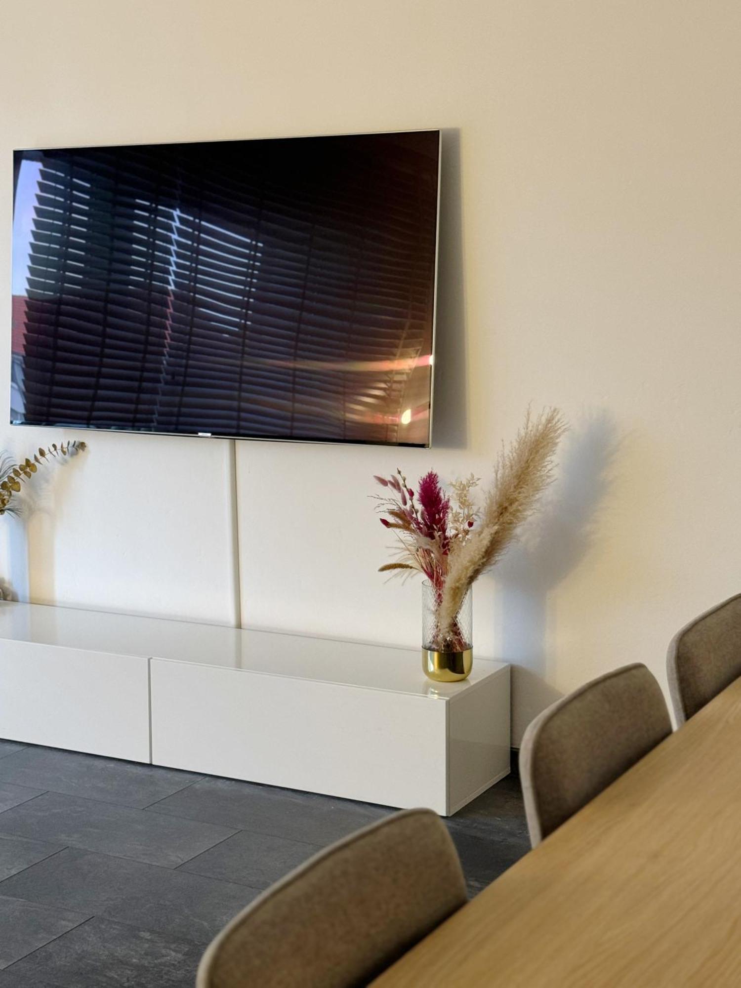 90M2 I Central I Netflix I Wifi I Free Parking I Lia Apartments Ганновер Экстерьер фото
