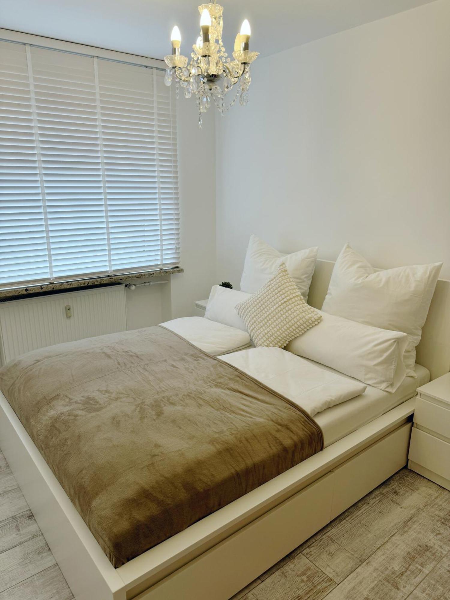 90M2 I Central I Netflix I Wifi I Free Parking I Lia Apartments Ганновер Экстерьер фото