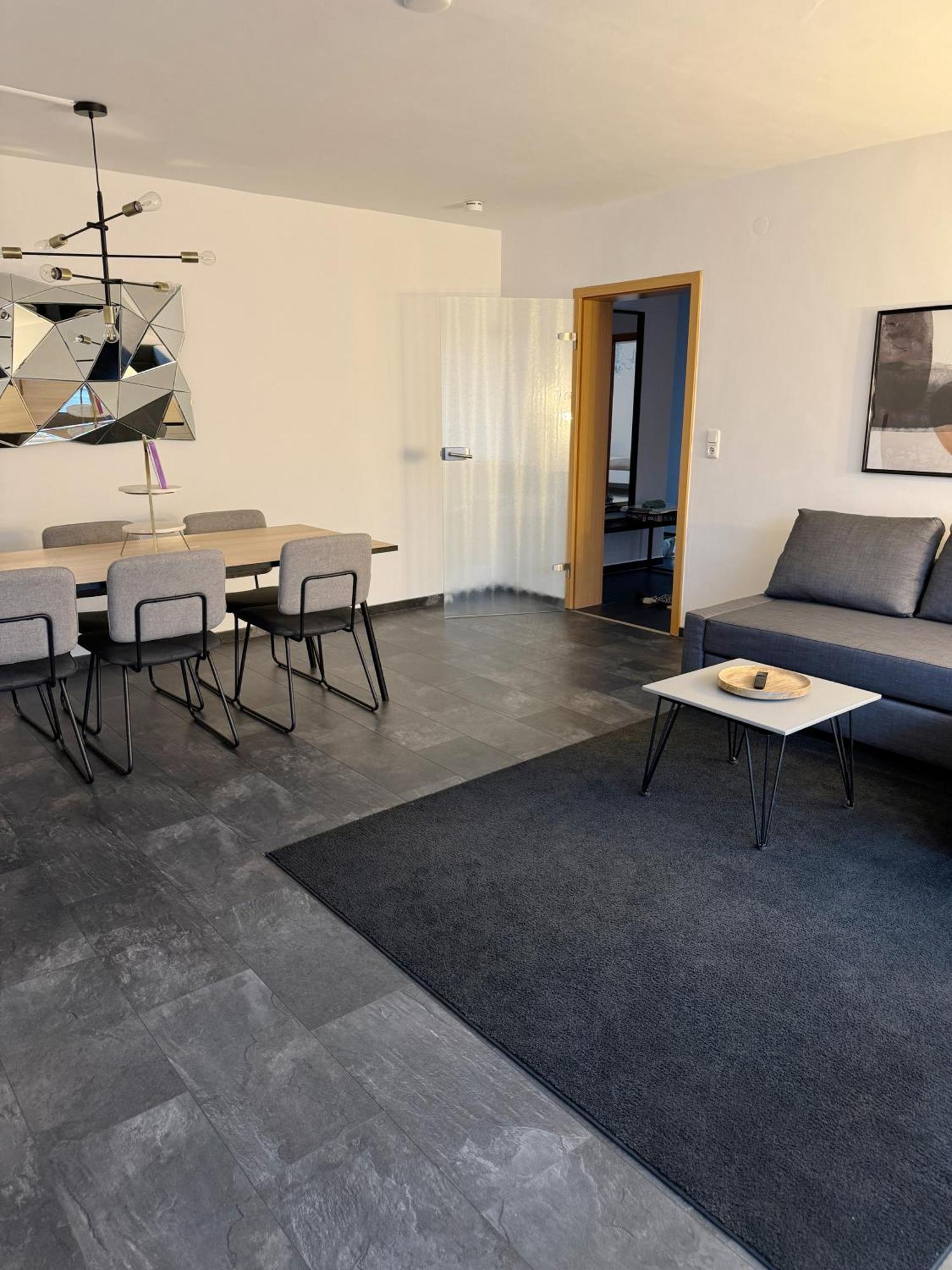 90M2 I Central I Netflix I Wifi I Free Parking I Lia Apartments Ганновер Экстерьер фото