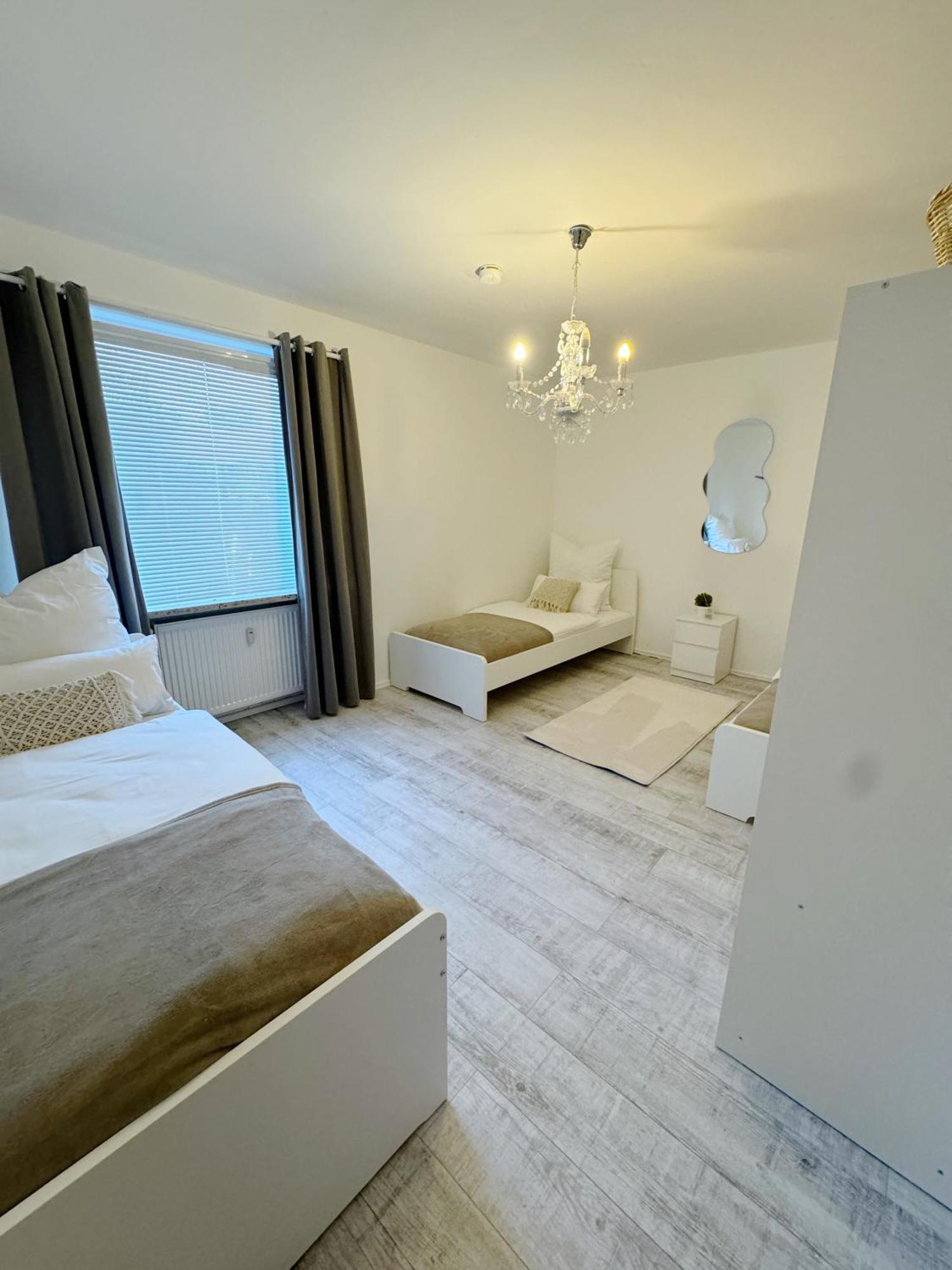 90M2 I Central I Netflix I Wifi I Free Parking I Lia Apartments Ганновер Экстерьер фото