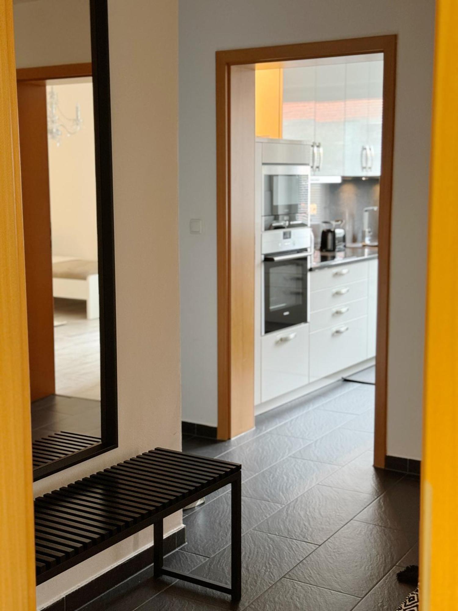 90M2 I Central I Netflix I Wifi I Free Parking I Lia Apartments Ганновер Экстерьер фото